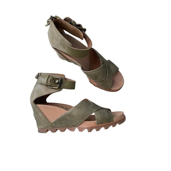 Sorel Joanie II Olive Green‎ Wedge Heel Sandal Size 7 NL2831 - Picture 1 of 8